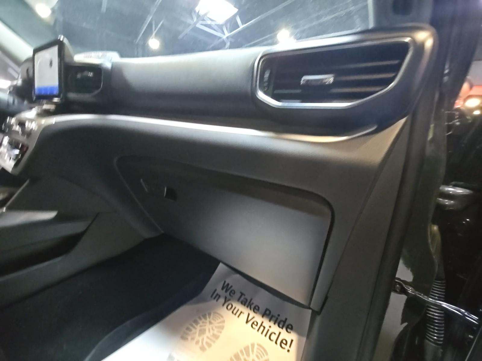 2023 Ford Explorer XLT AWD