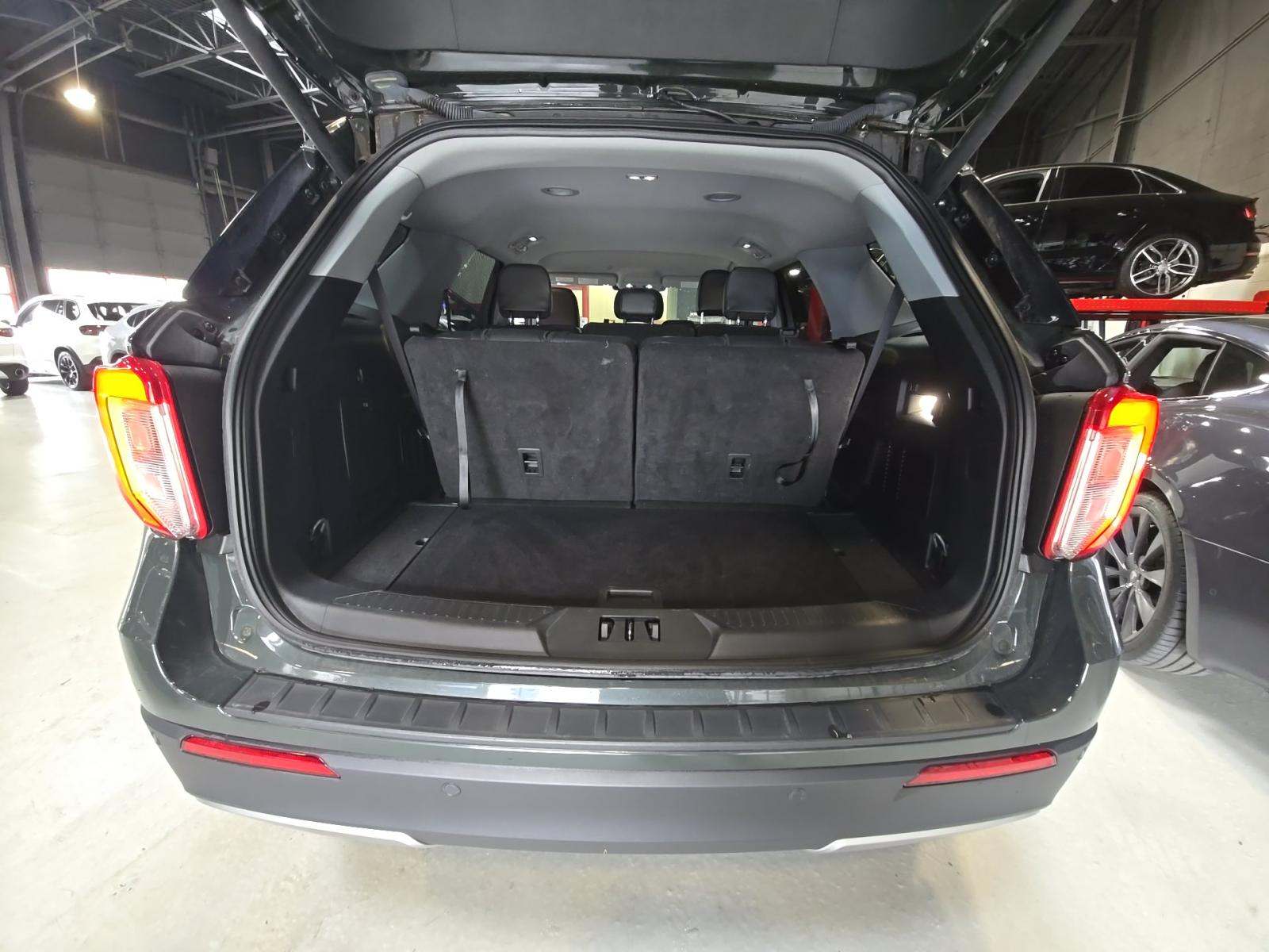2023 Ford Explorer XLT AWD