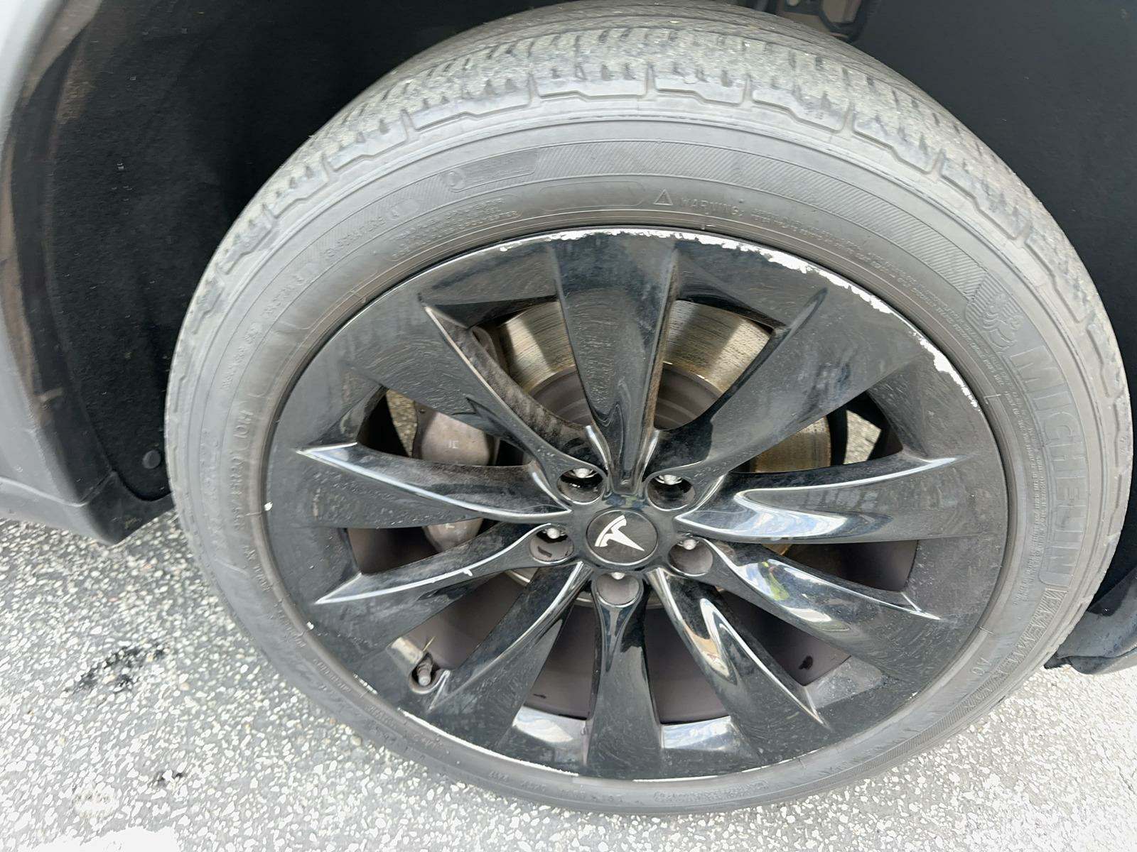 2017 Tesla Model X 75D AWD