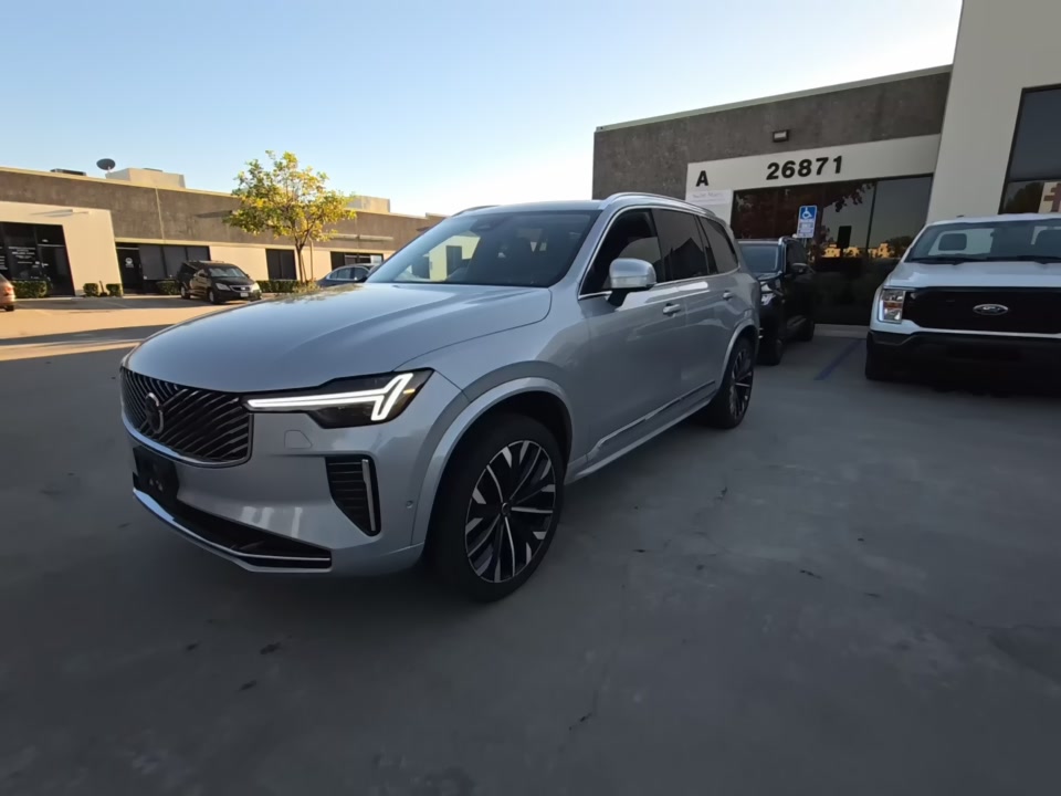 2025 Volvo XC90 B5 Plus AWD