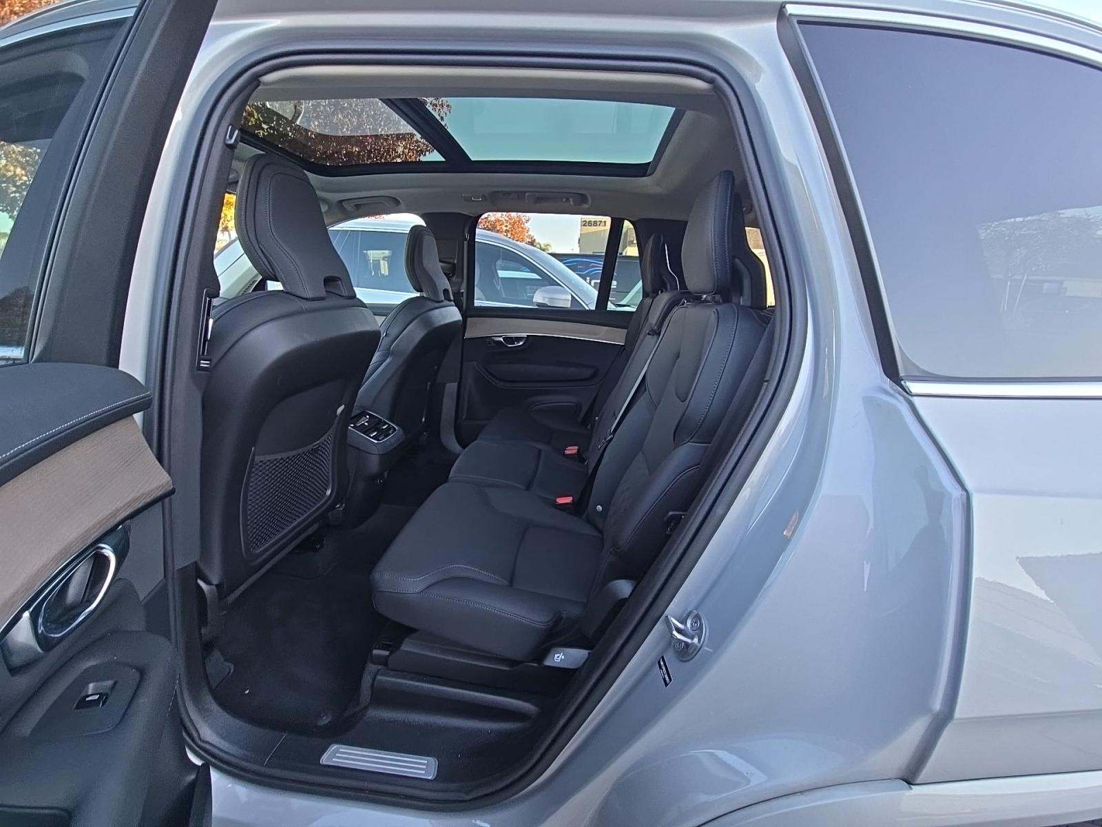 2025 Volvo XC90 B5 Plus AWD