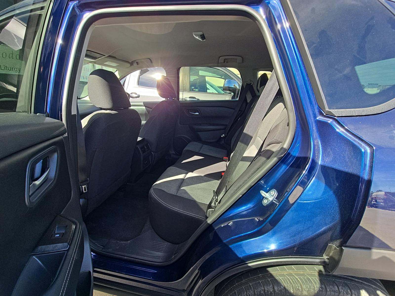 2024 Nissan Rogue SV FWD