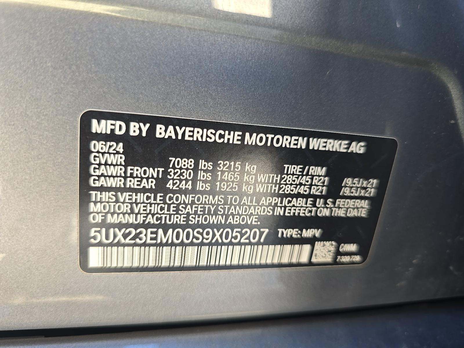 2025 BMW X7 xDrive40i AWD