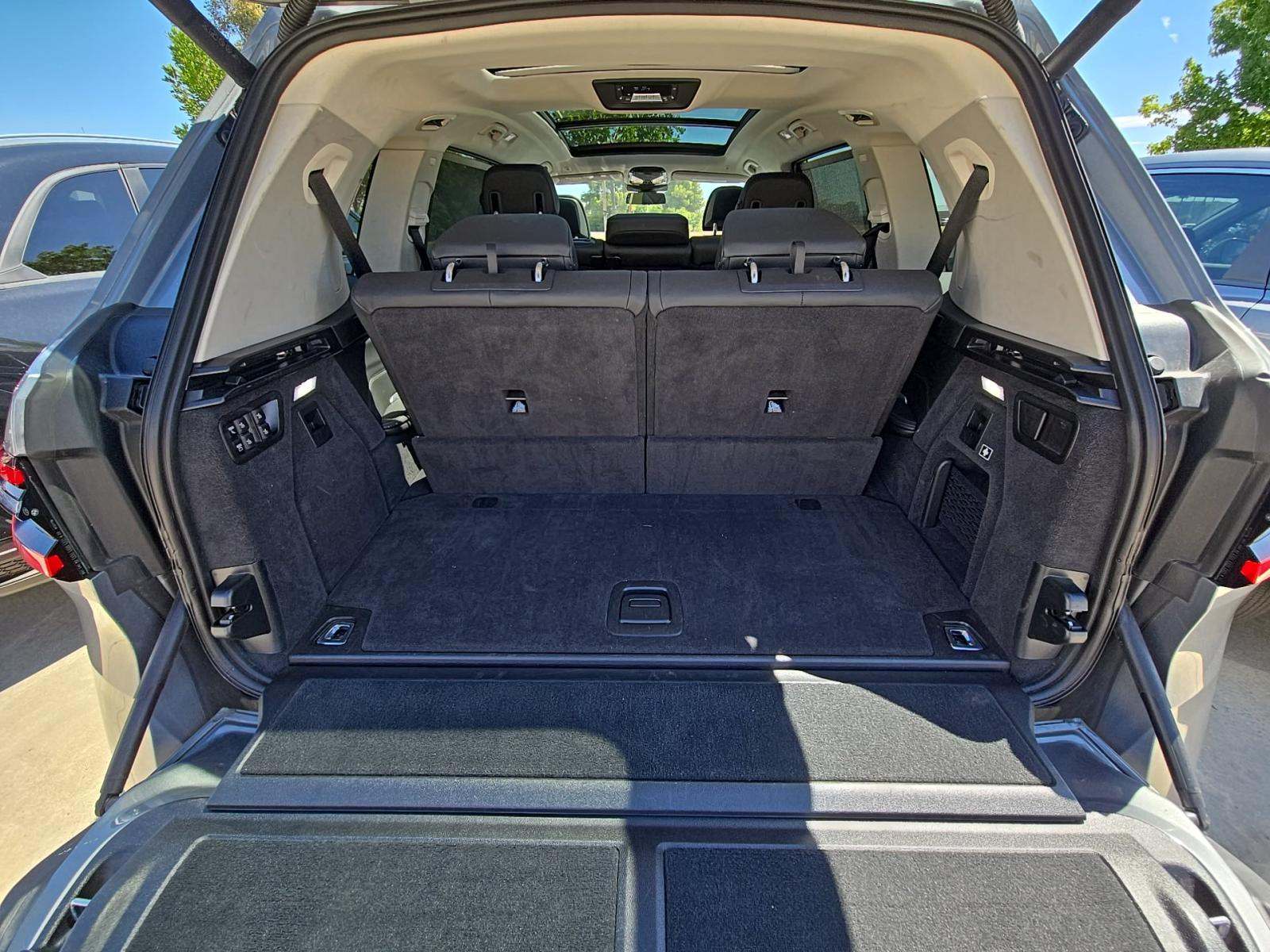 2025 BMW X7 xDrive40i AWD