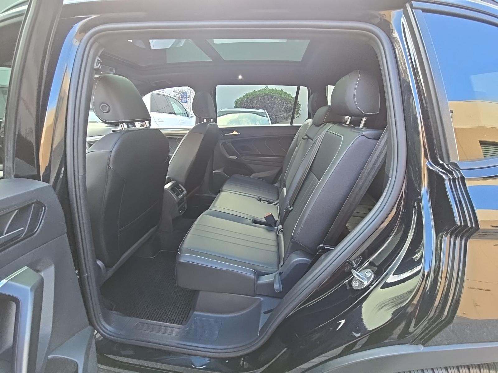 2023 Volkswagen Tiguan 2.0T SE R-Line Black FWD