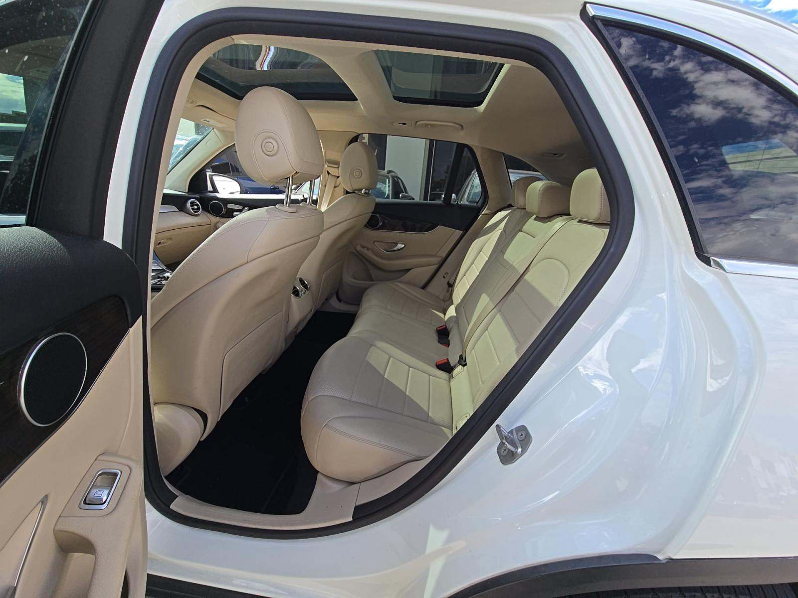 2017 Mercedes-Benz GLC GLC 300 AWD