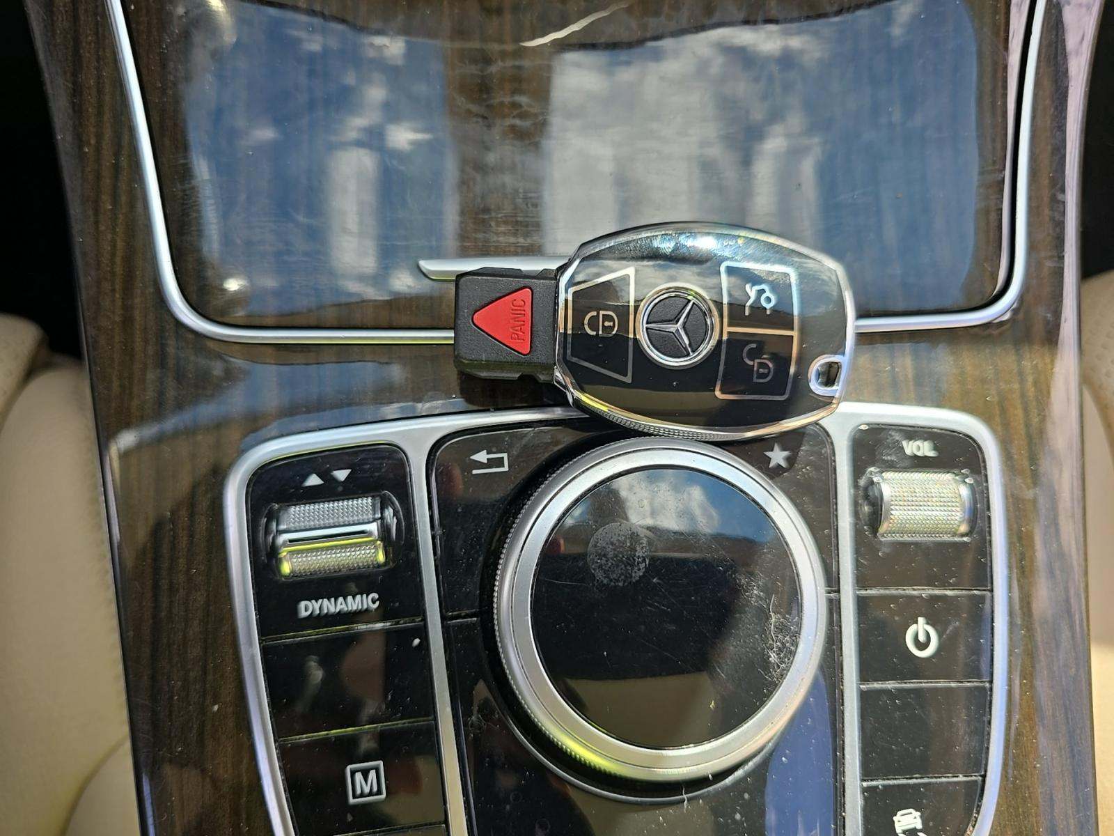 2017 Mercedes-Benz GLC GLC 300 AWD