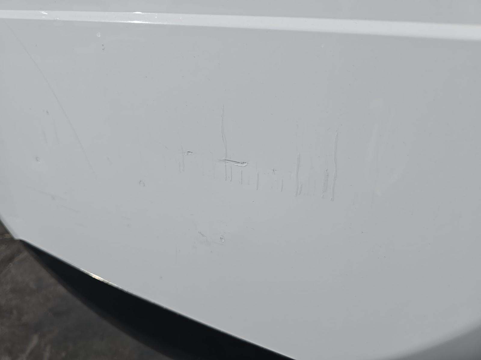 2024 Land Rover Defender 130 X-Dynamic SE AWD