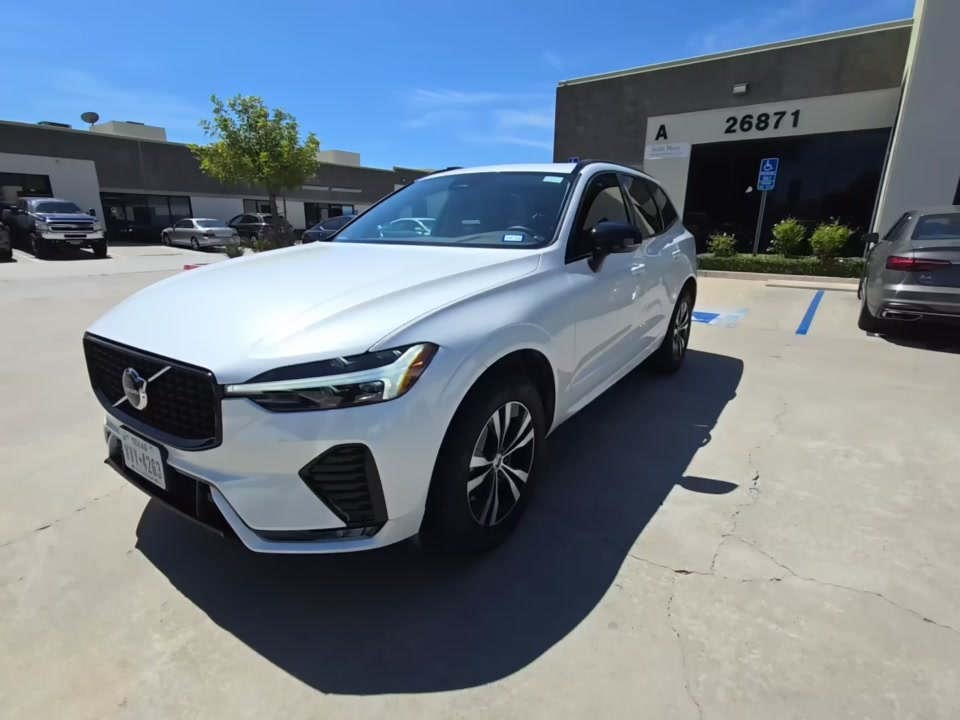 2025 Volvo XC60 B5 Core AWD