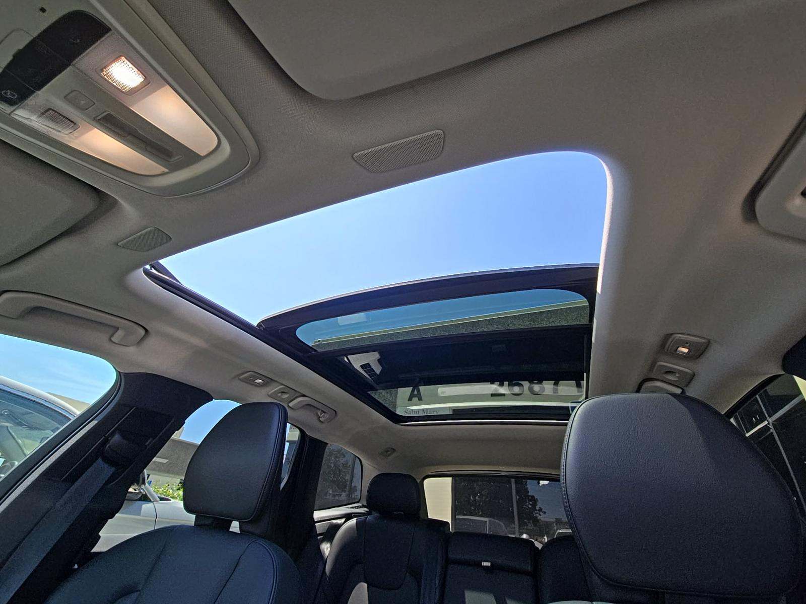 2025 Volvo XC60 B5 Core AWD