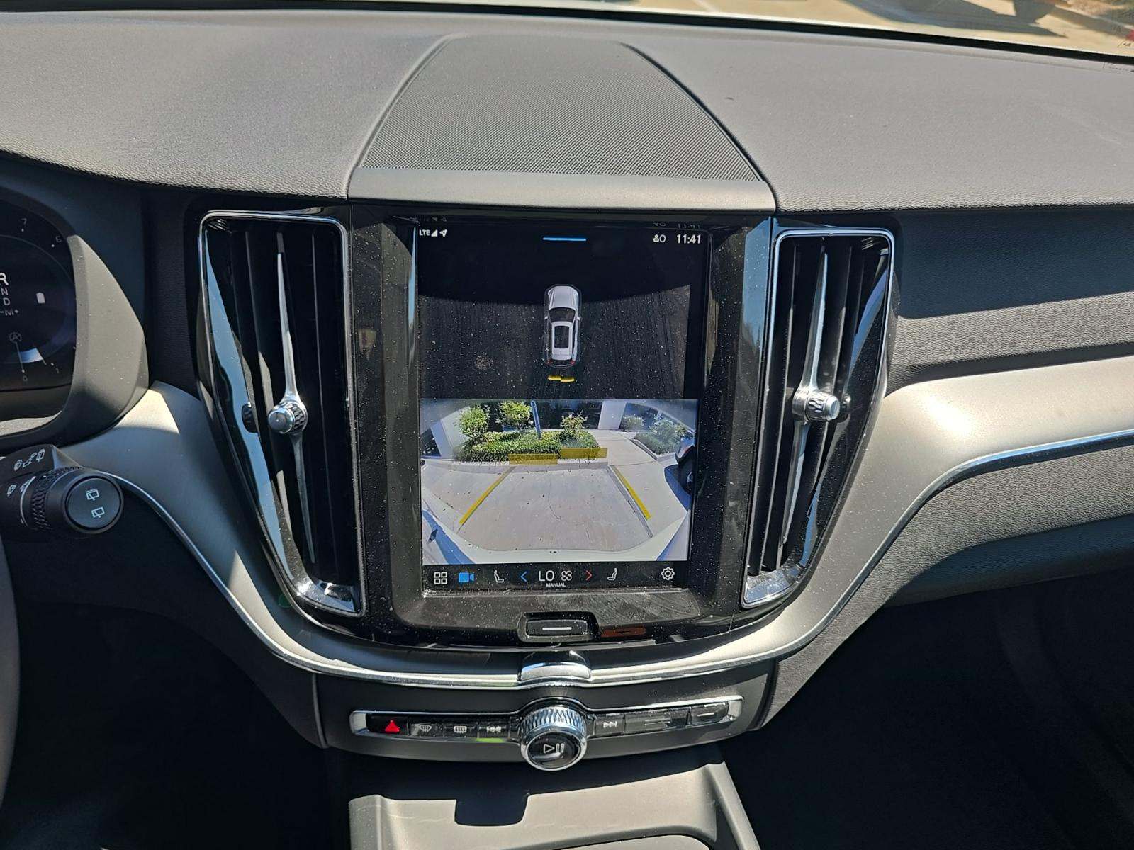 2025 Volvo XC60 B5 Core AWD