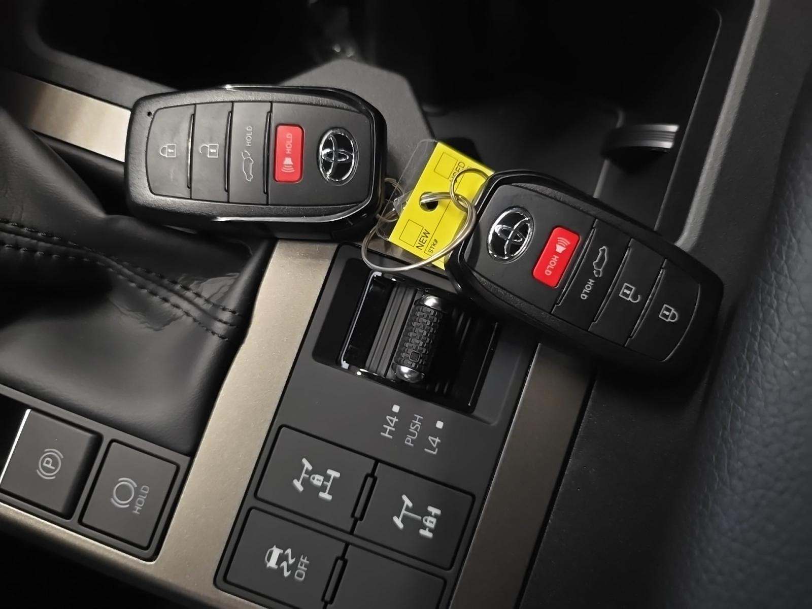 2025 Toyota Land Cruiser Base AWD