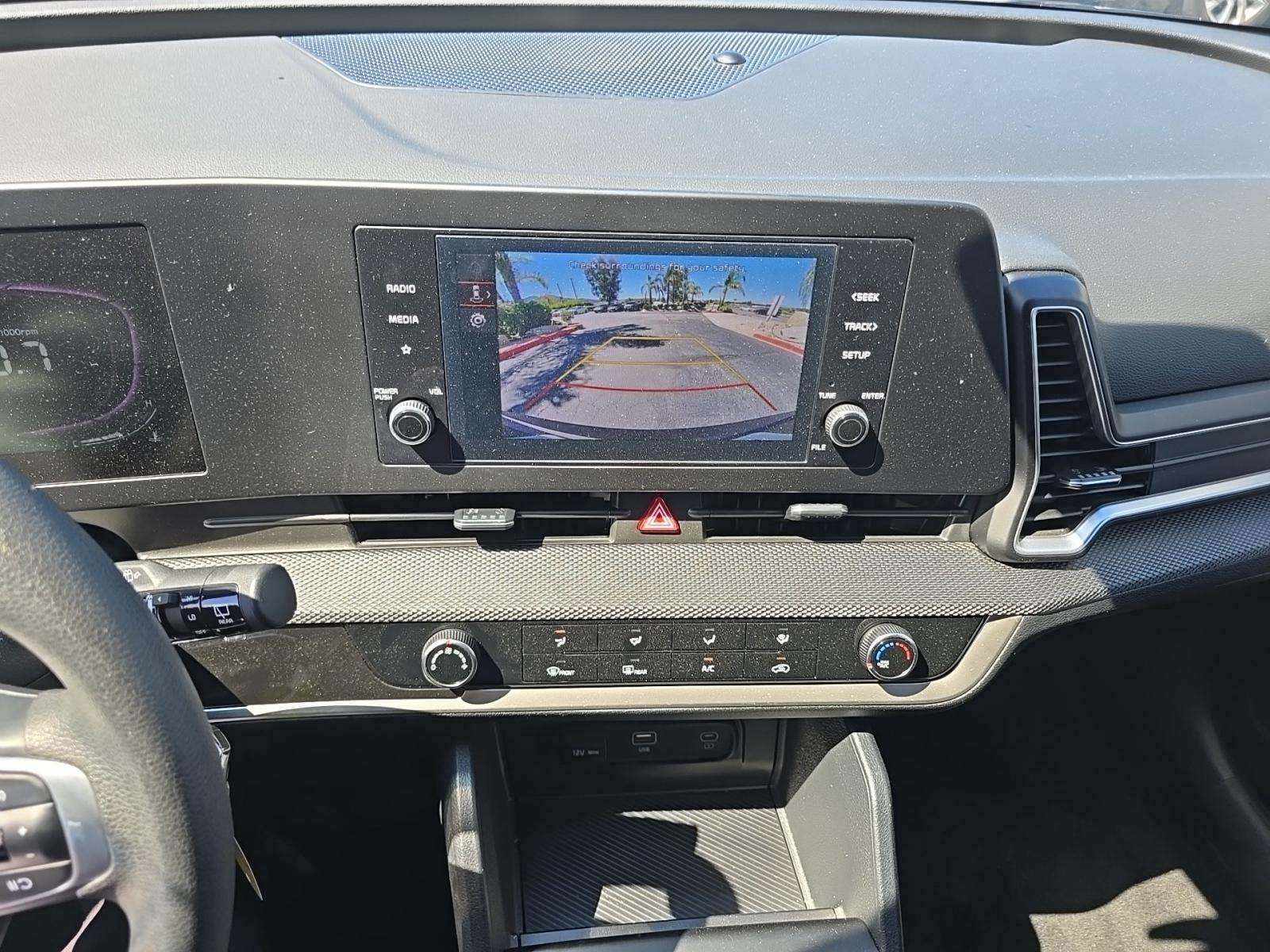 2024 Kia Sportage LX FWD