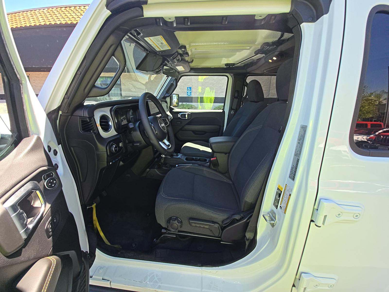 2025 Jeep Wrangler 4xe Sahara AWD