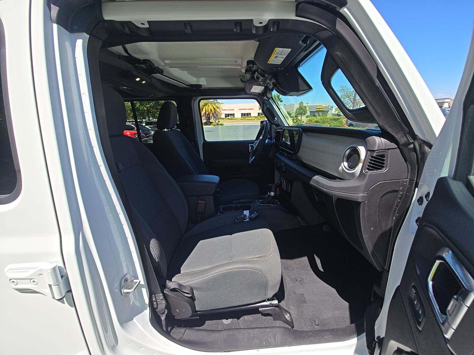 2025 Jeep Wrangler 4xe Sahara AWD