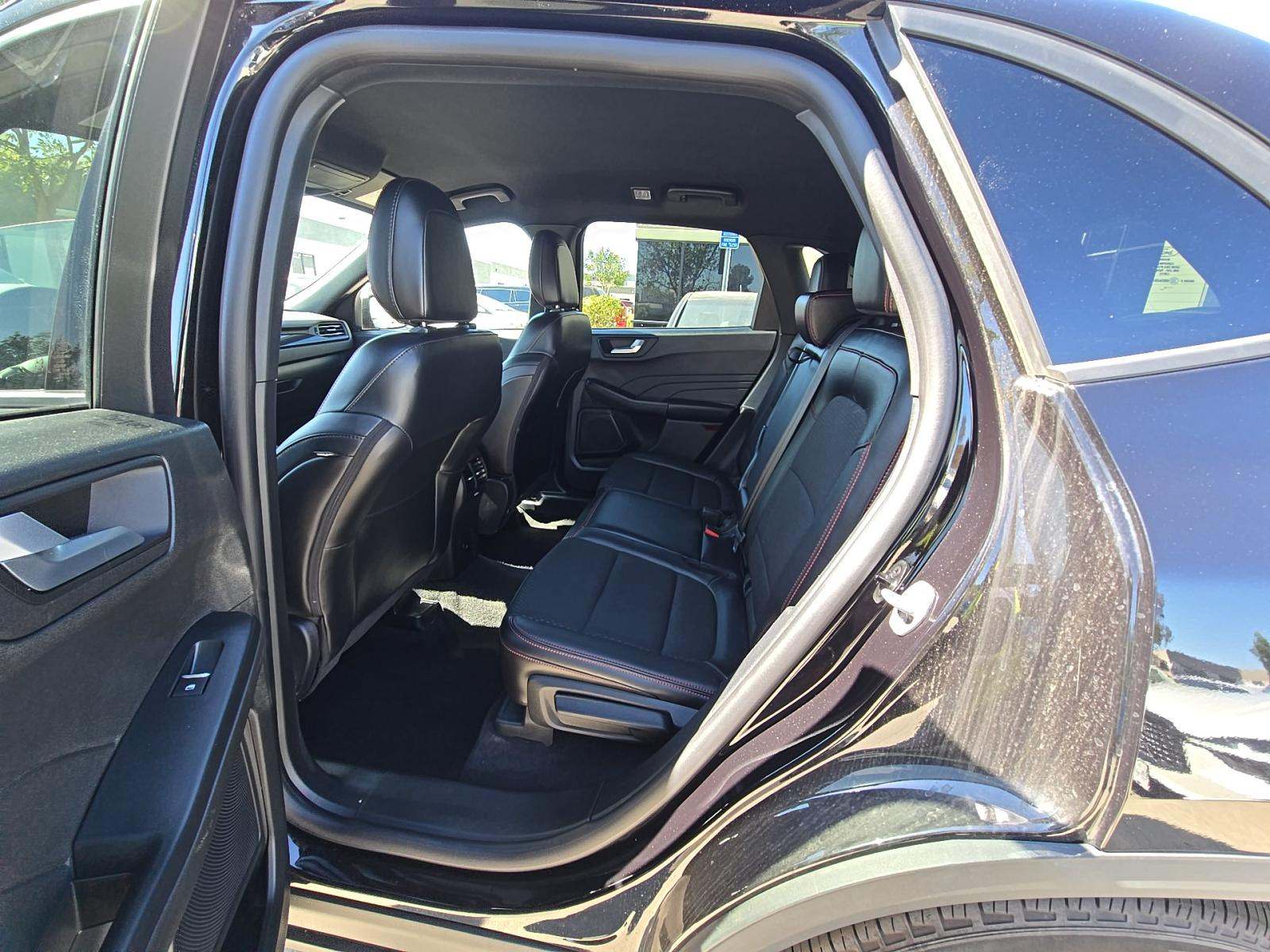 FORD ESCAPE - 9