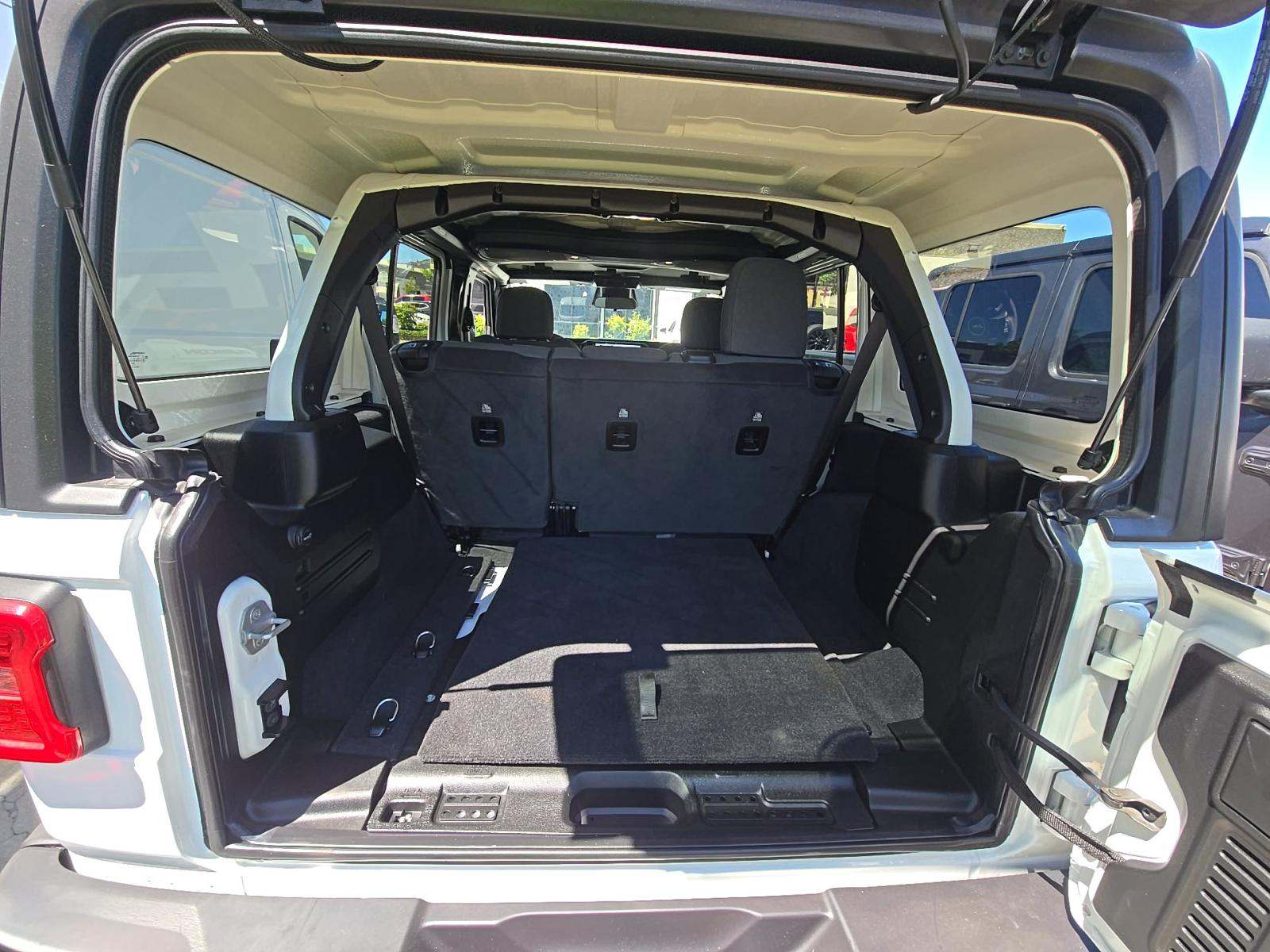 2026 Jeep Wrangler Rubicon AWD