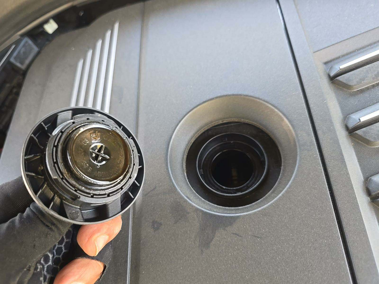 2025 BMW 8 Series 840i xDrive AWD