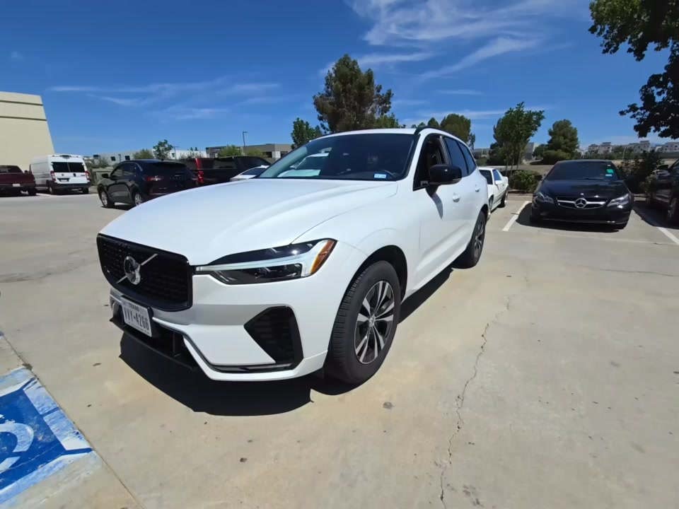 2025 Volvo XC60 B5 Core AWD