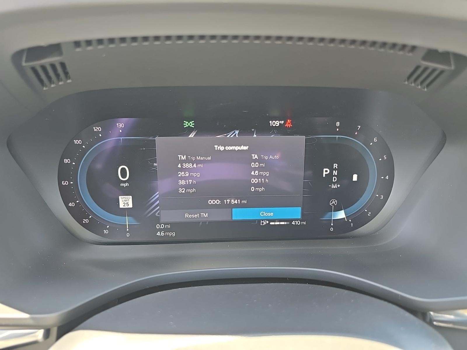 2025 Volvo XC60 B5 Core AWD