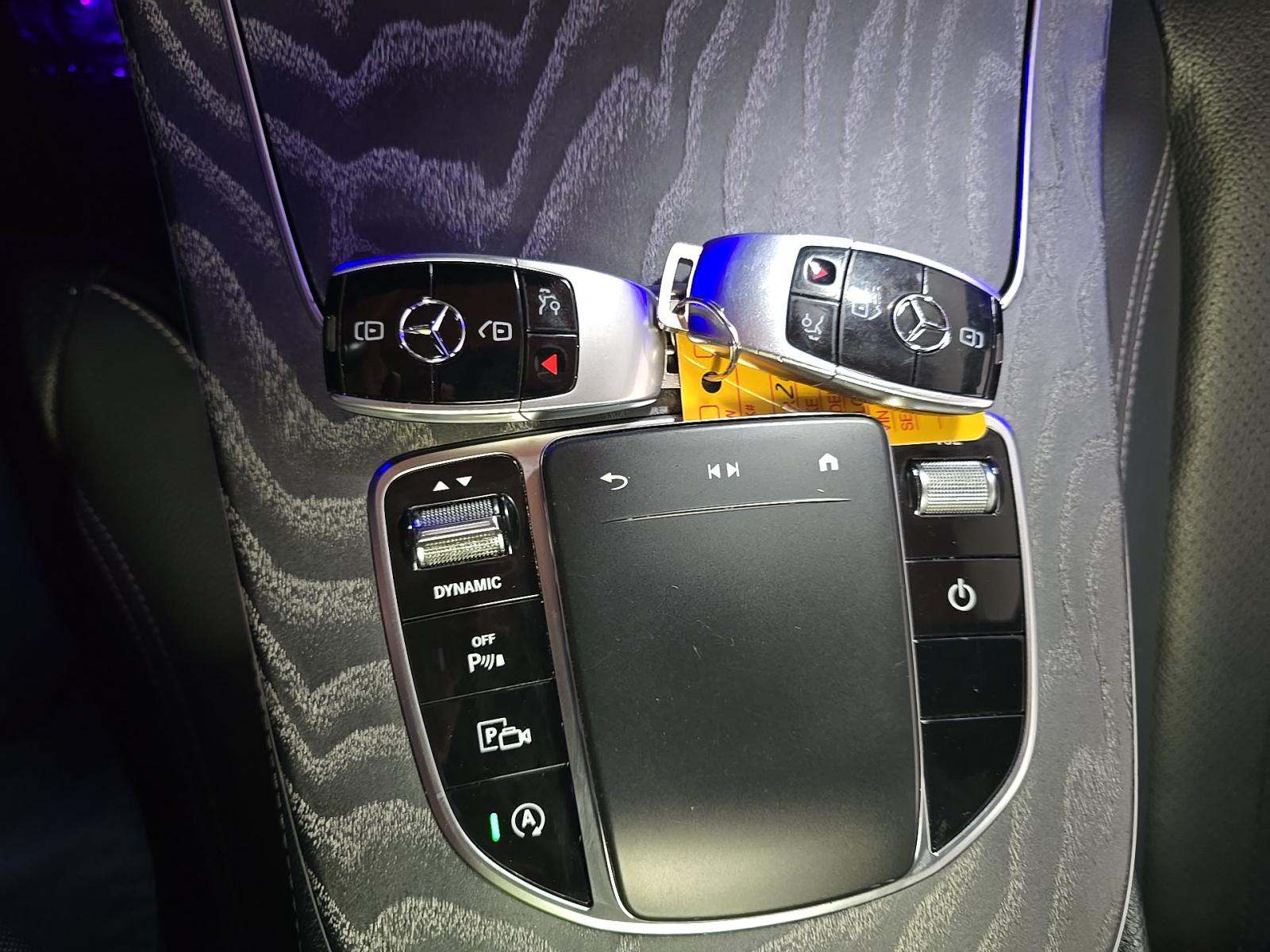 MERCEDES-BENZ E-CLASS - 8