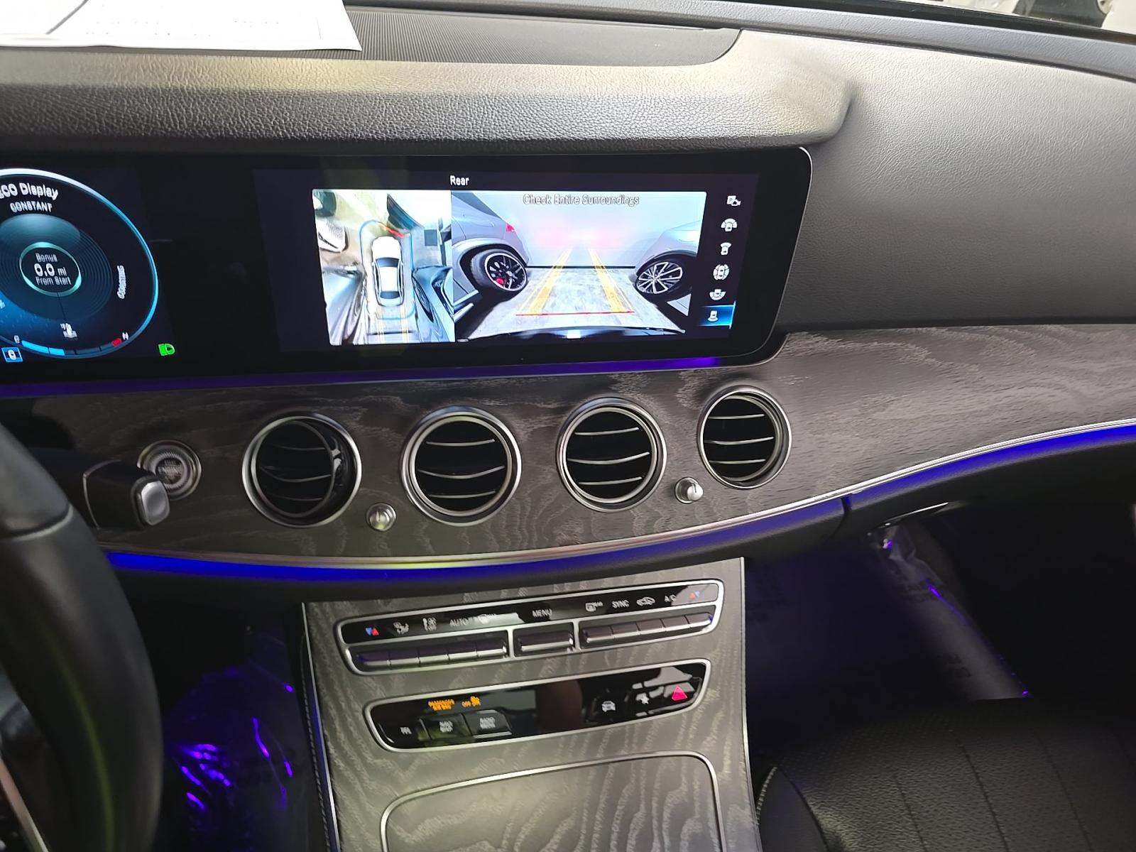 MERCEDES-BENZ E-CLASS - 10