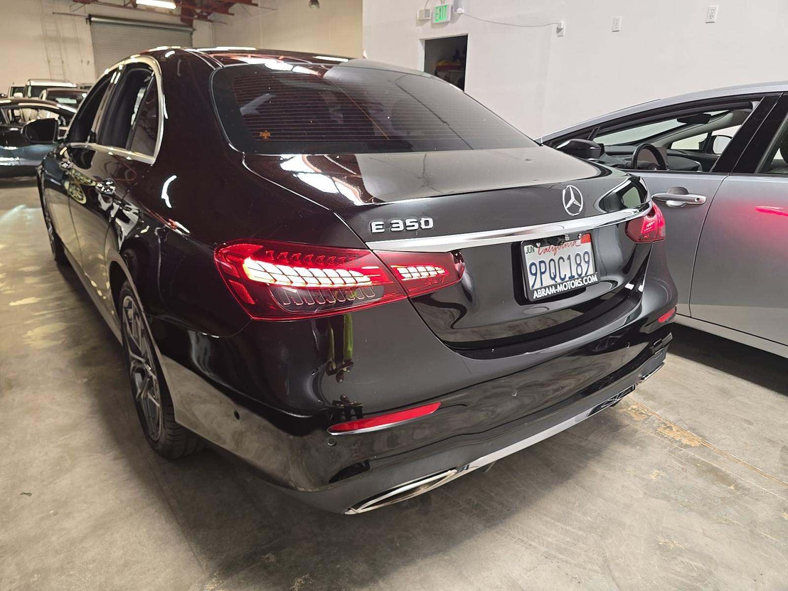 MERCEDES-BENZ E-CLASS - 2