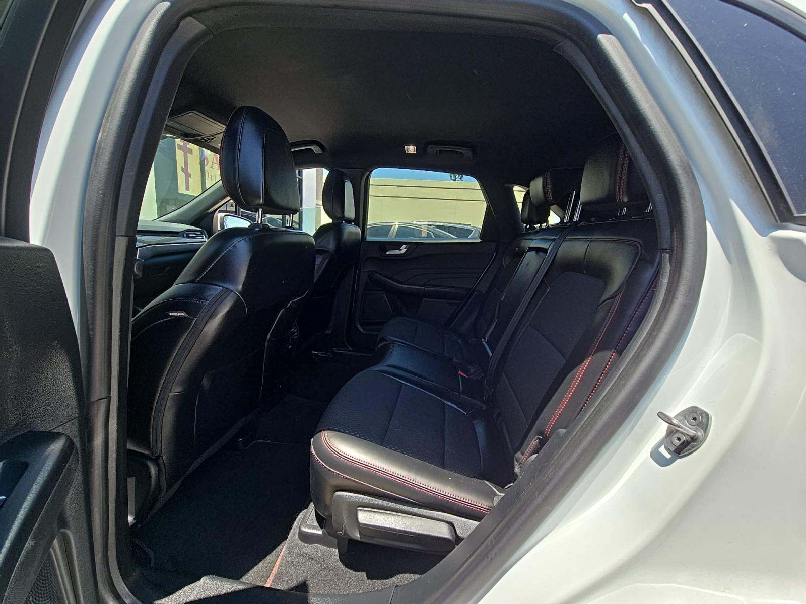 2023 Ford Escape Hybrid ST-Line Select AWD