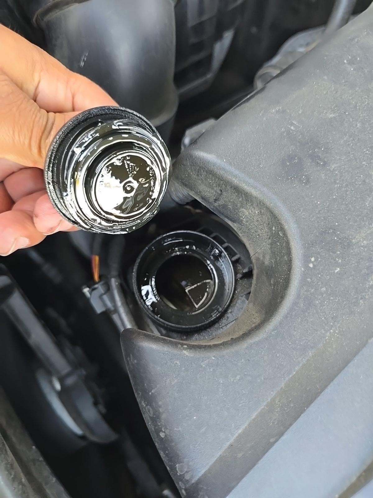 2018 Porsche Macan Base AWD