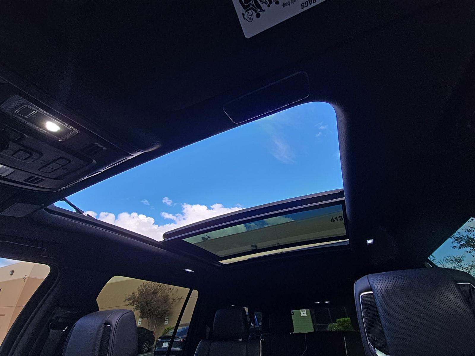 2023 Cadillac Escalade ESV Premium Luxury RWD