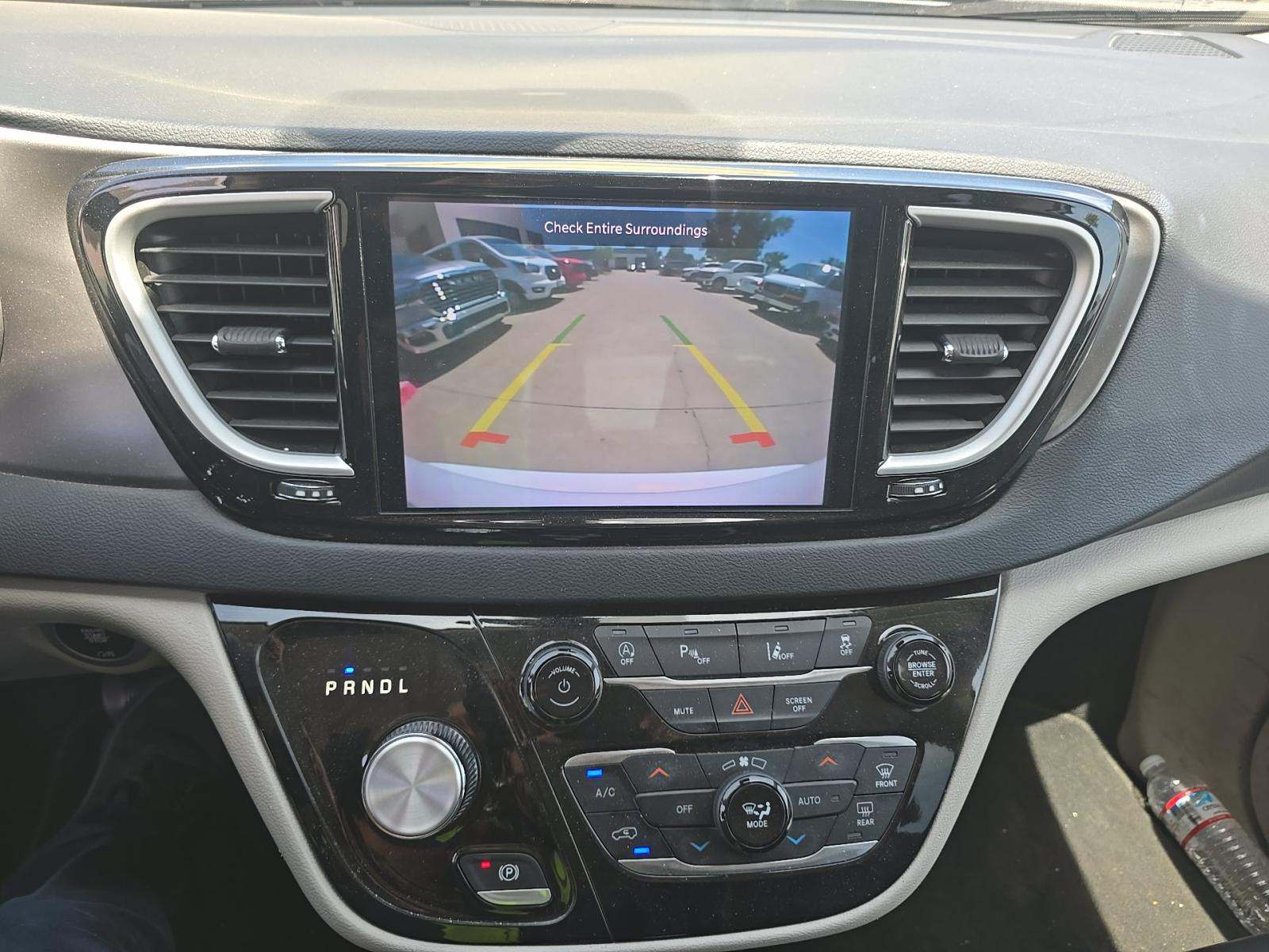 2023 Chrysler Pacifica Touring L FWD