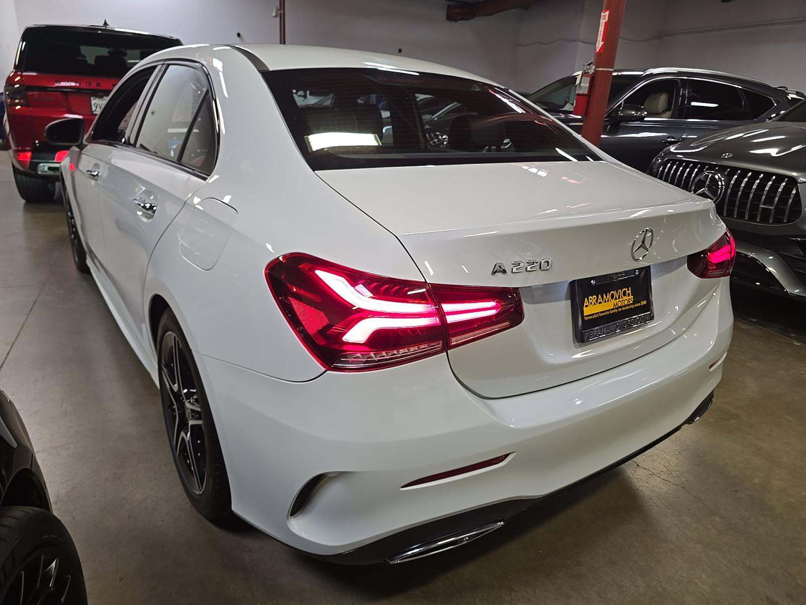 2021 Mercedes-Benz A-Class A 220 FWD