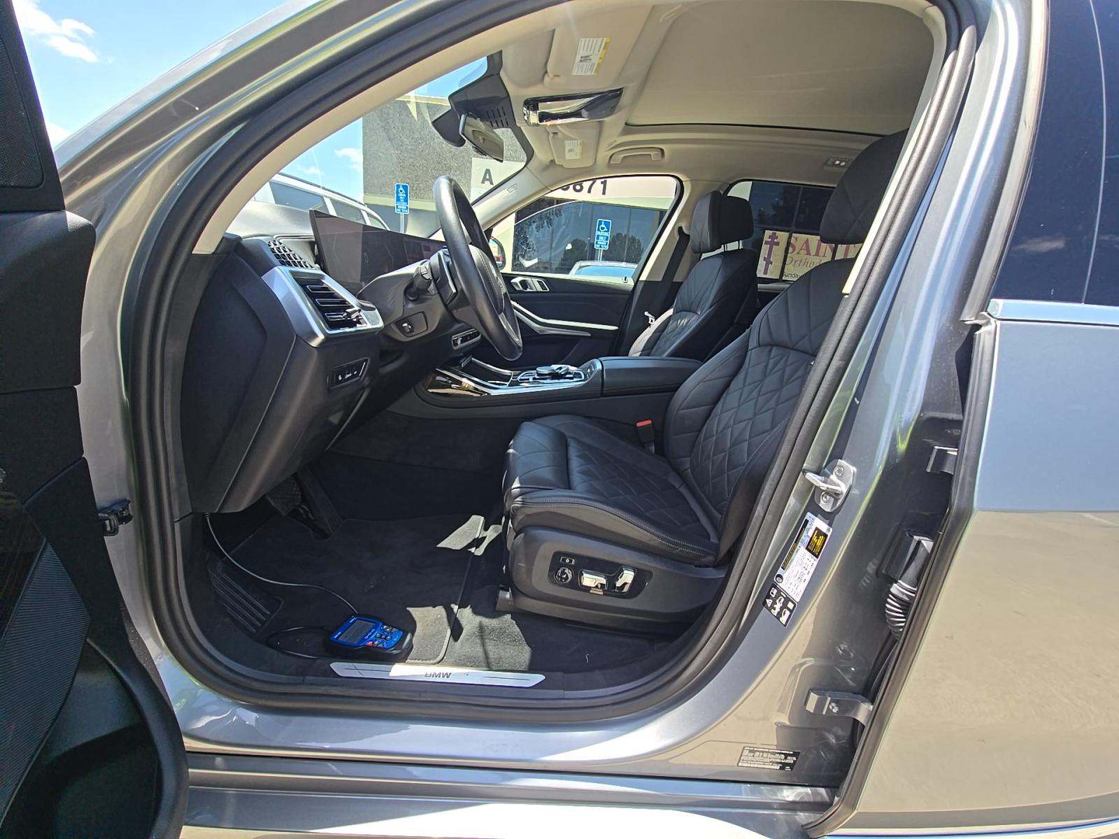 2024 BMW X7 xDrive40i AWD