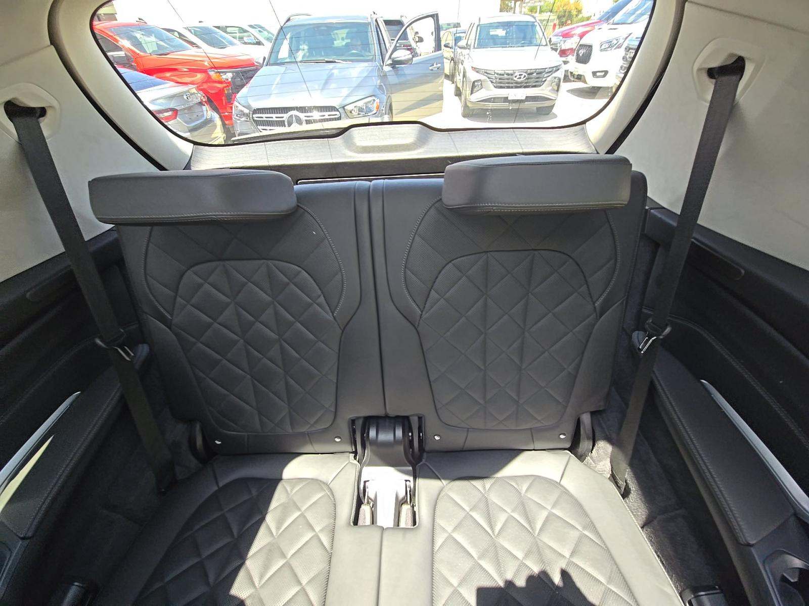 2024 BMW X7 xDrive40i AWD