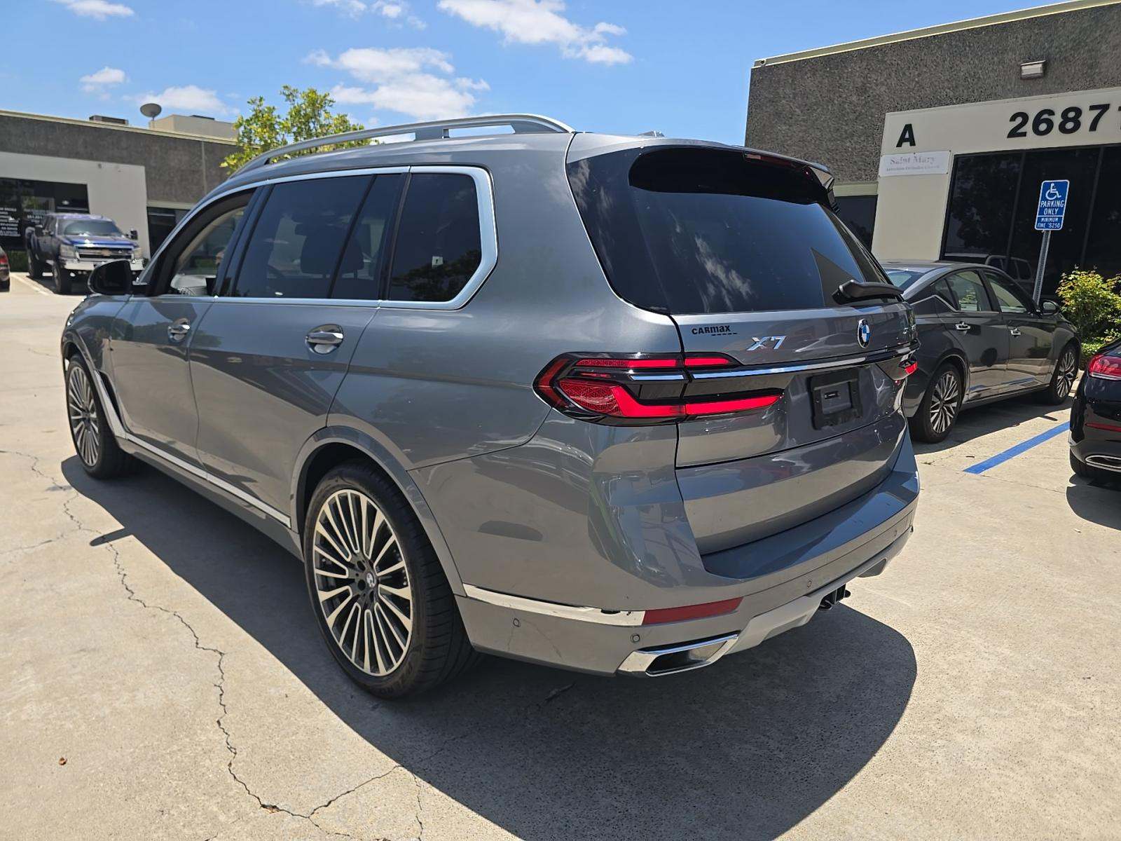 2024 BMW X7 xDrive40i AWD