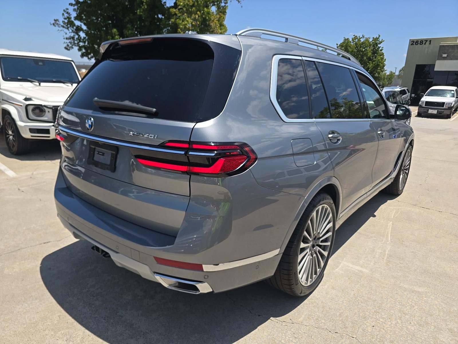 2024 BMW X7 xDrive40i AWD