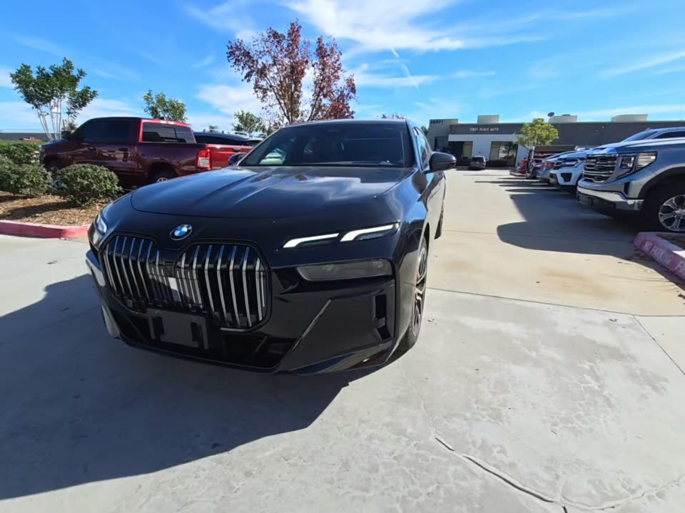 2025 BMW 7 Series Sedan 740i