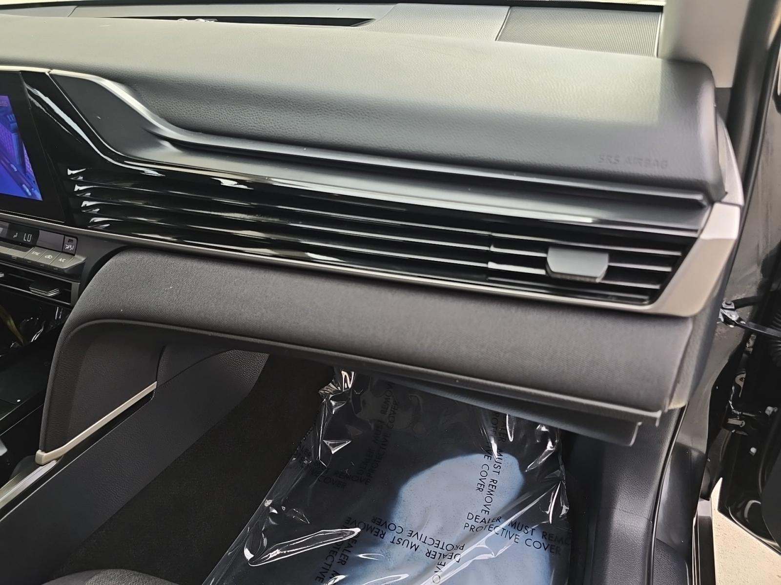 2025 Toyota Camry LE FWD