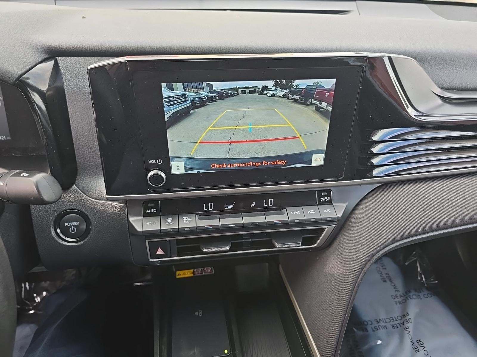 2025 Toyota Camry LE FWD