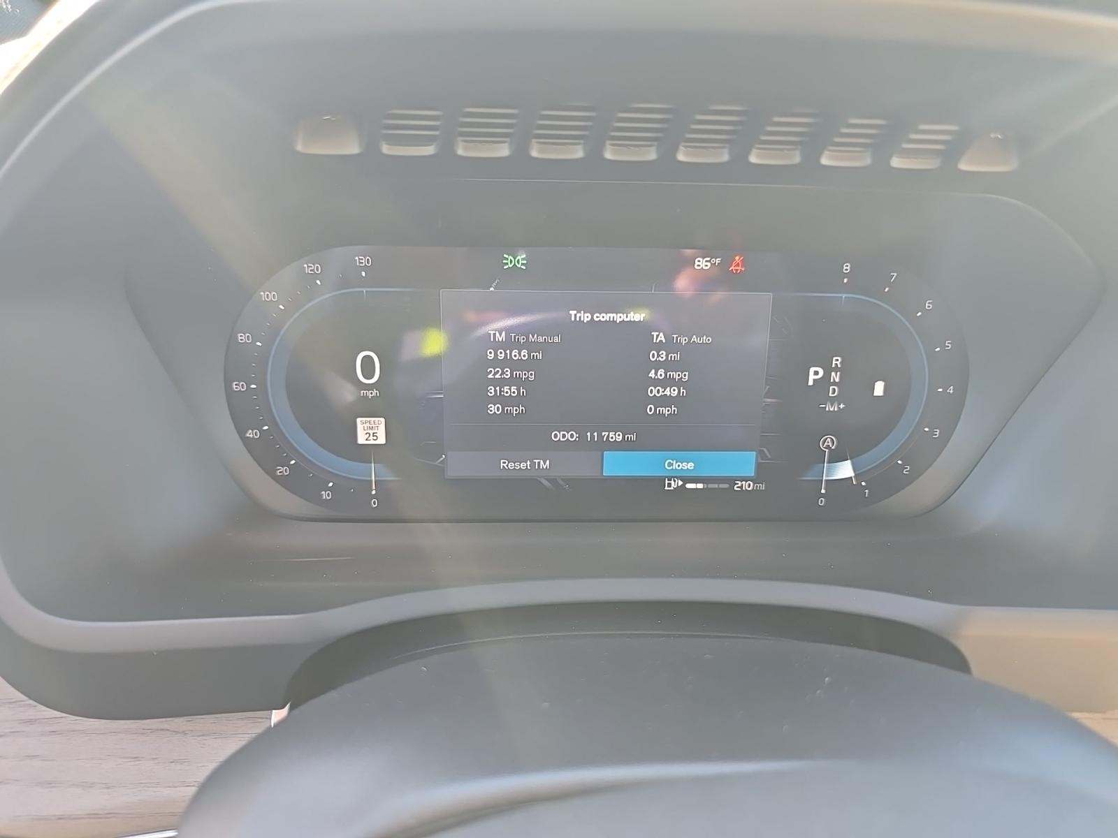 2025 Volvo XC90 B6 Plus AWD