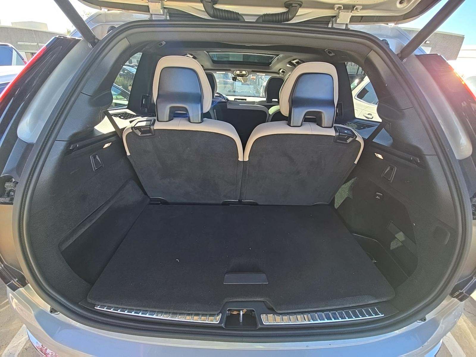 2025 Volvo XC90 B6 Plus AWD