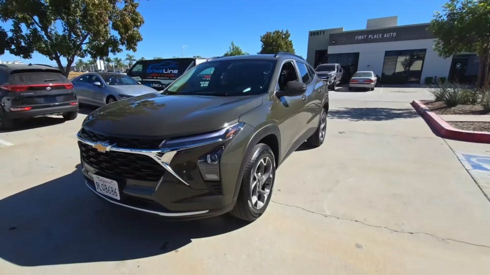 2024 Chevrolet Trax LT