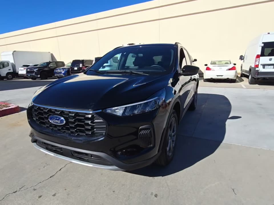 2025 Ford Escape ST-Line AWD
