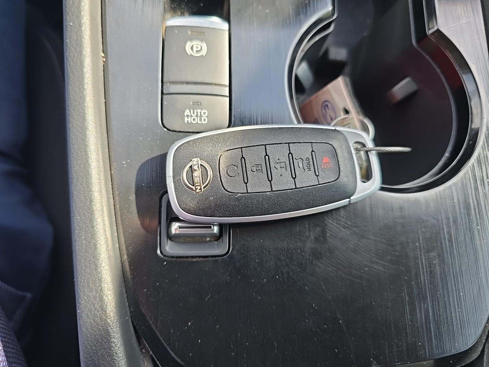 2025 Nissan Rogue SV FWD