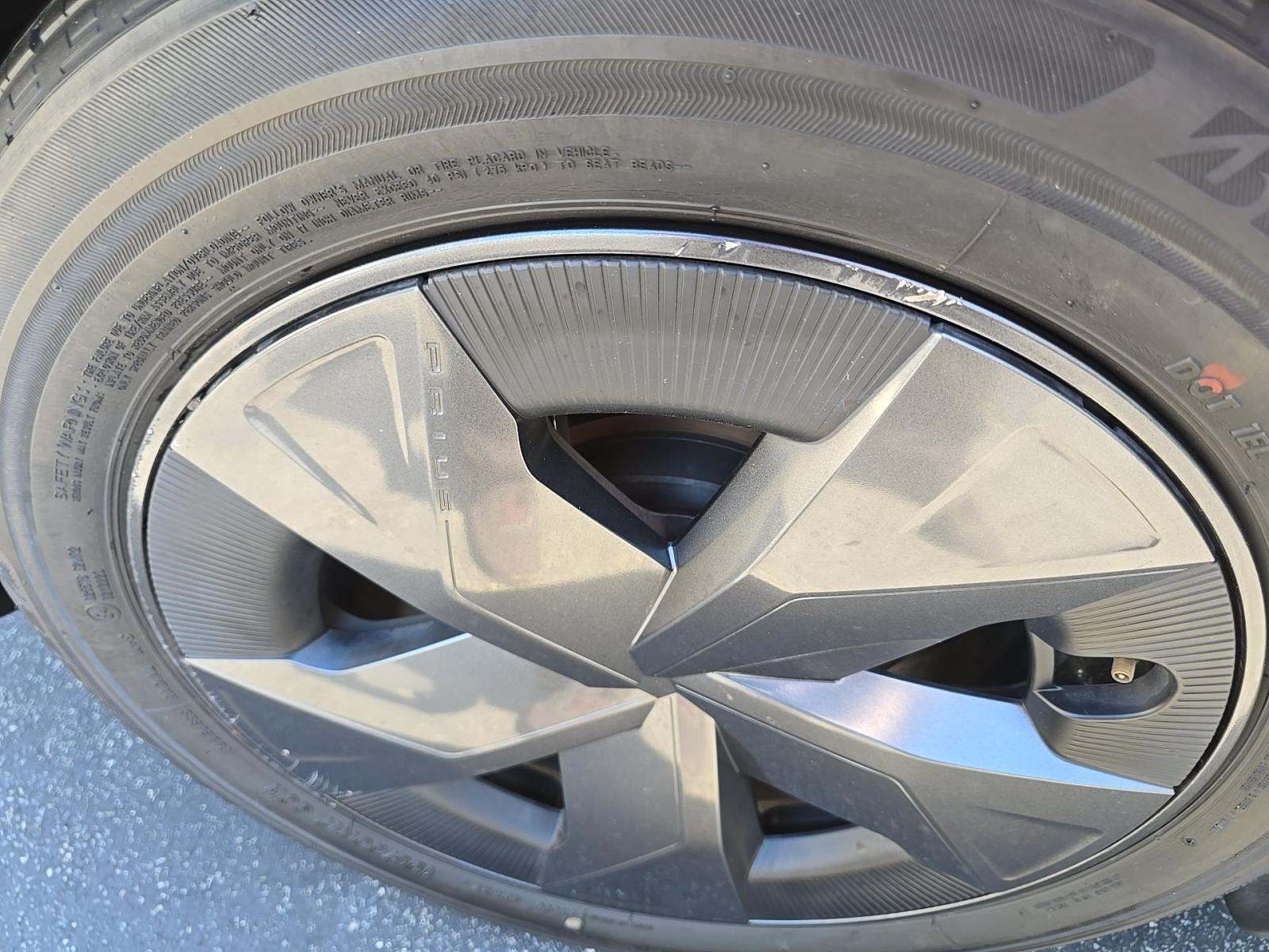 2024 Toyota Prius LE FWD