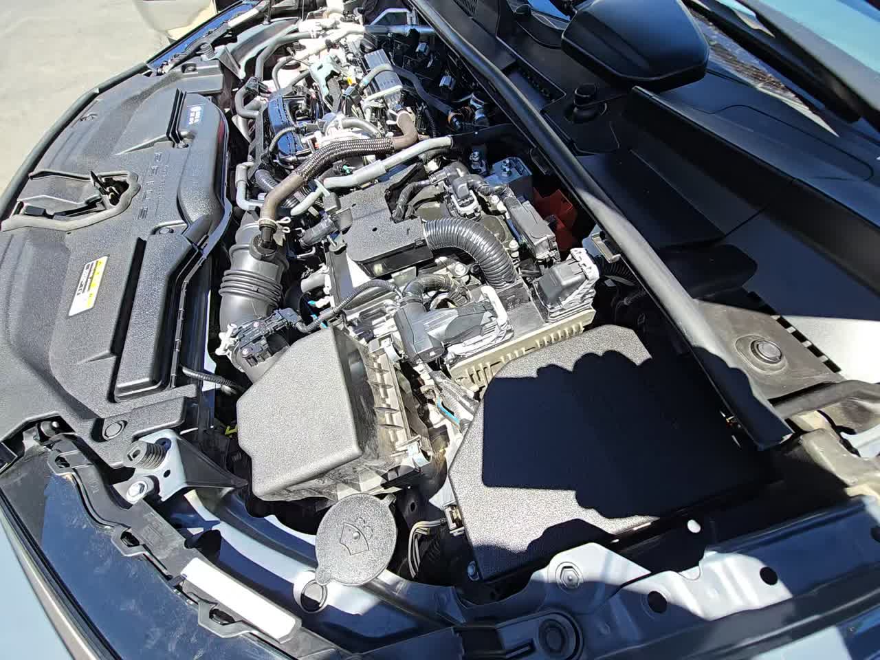 2024 Toyota Prius LE FWD