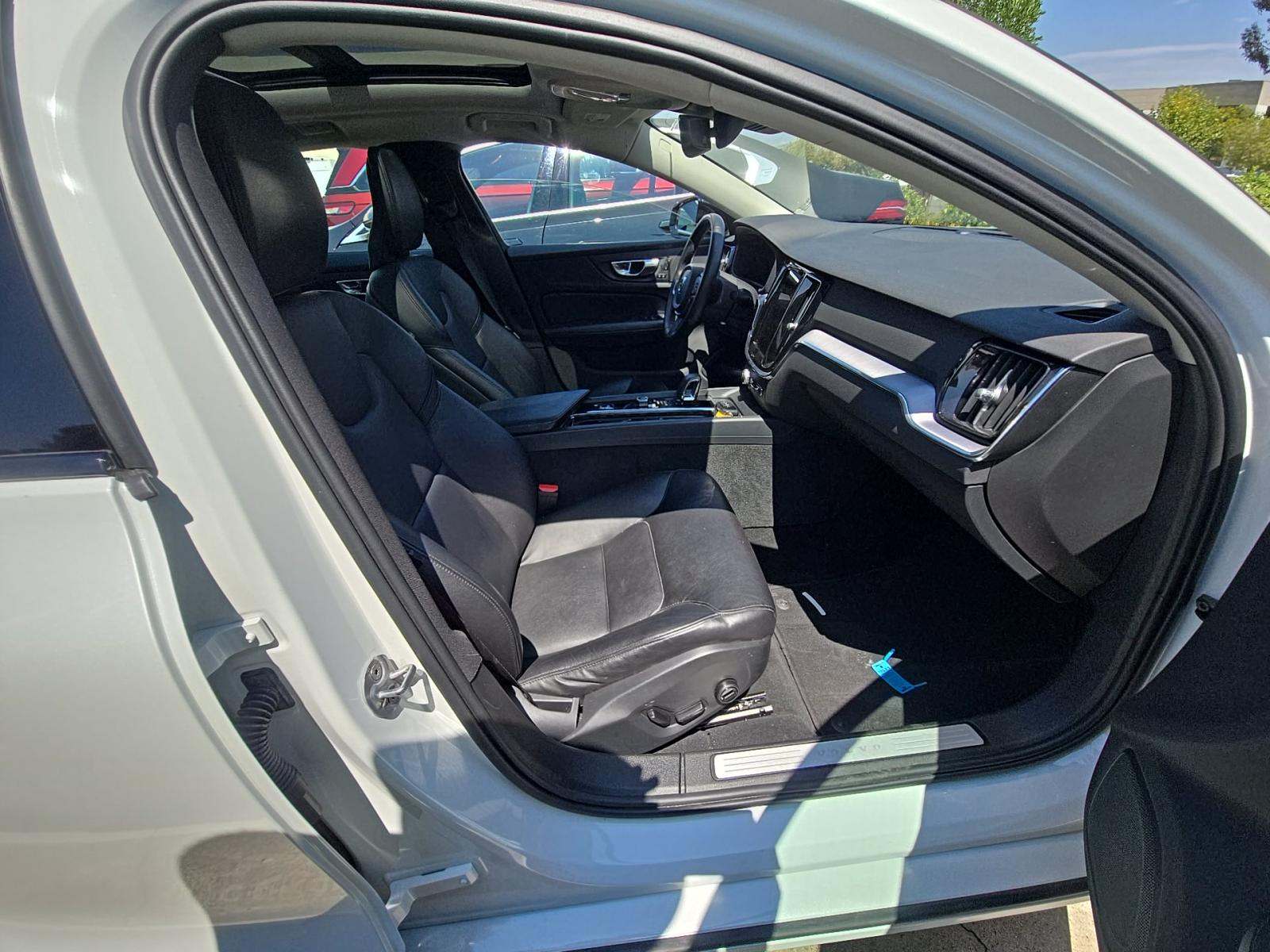 2024 Volvo S60 B5 Core FWD