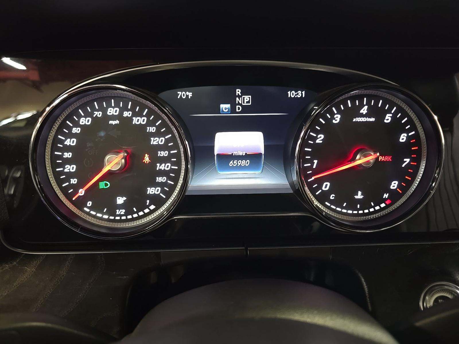 MERCEDES-BENZ E-CLASS - 9