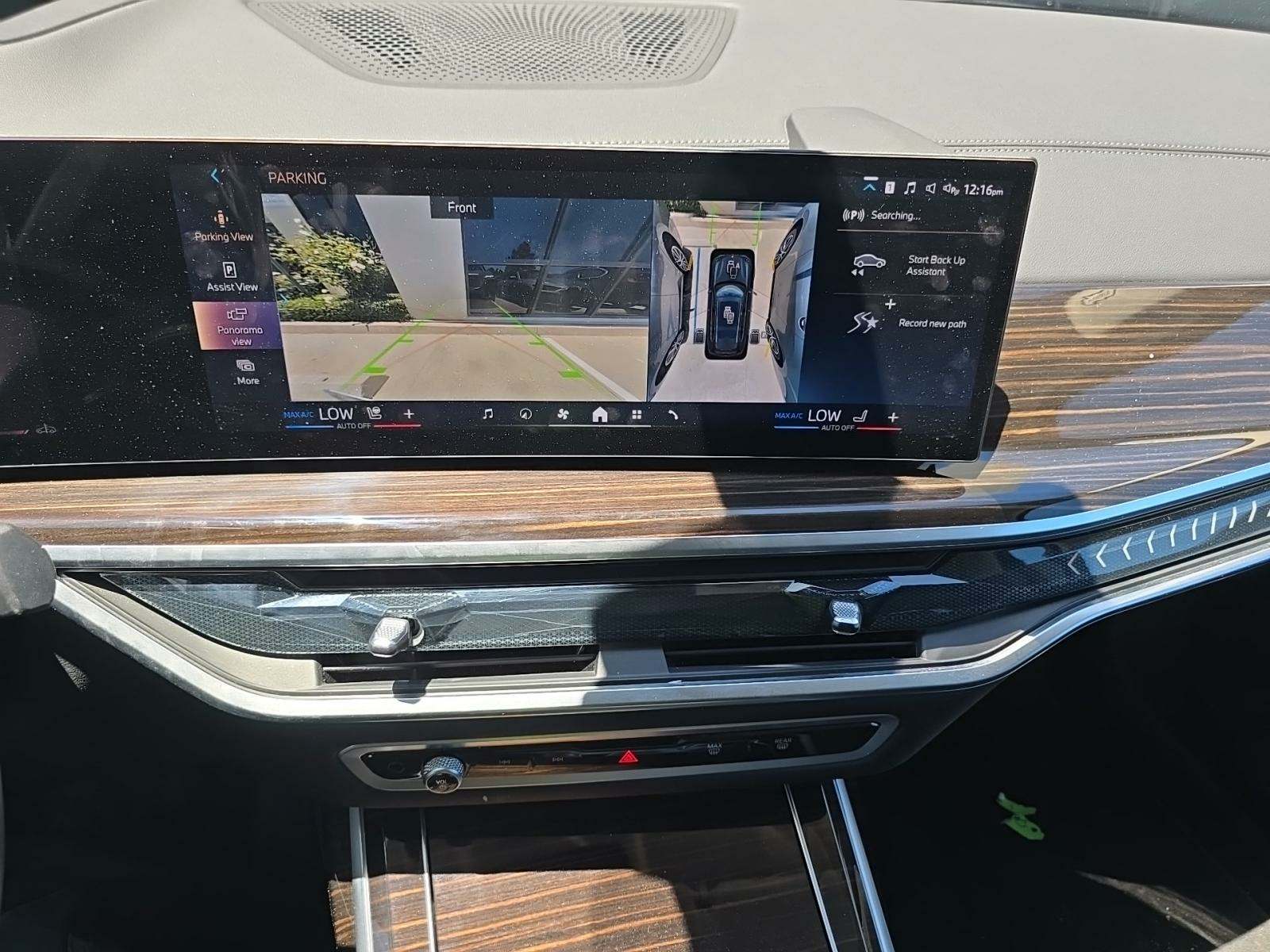 2025 BMW X7 xDrive40i AWD