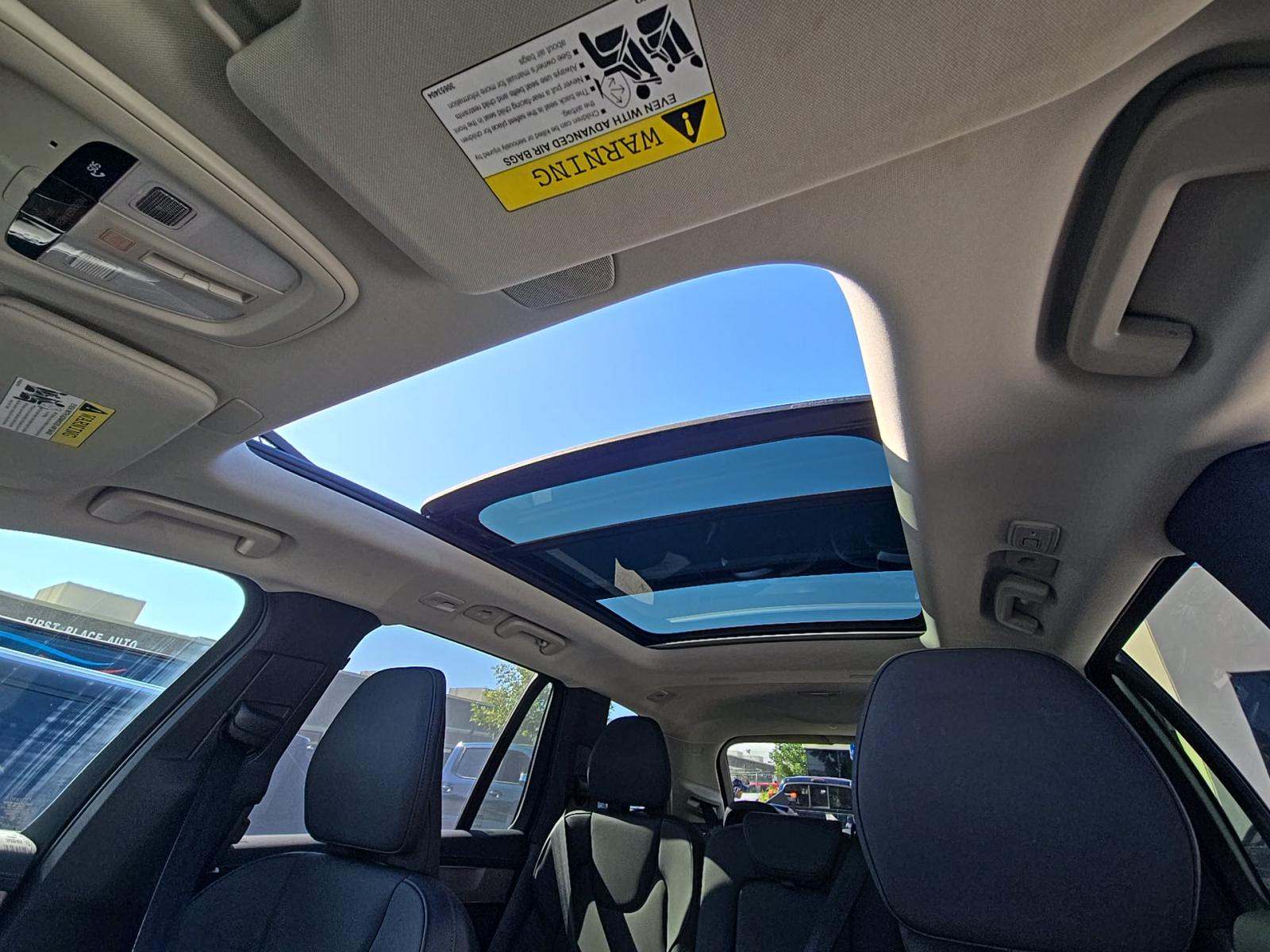 2025 Volvo XC90 B6 Plus AWD